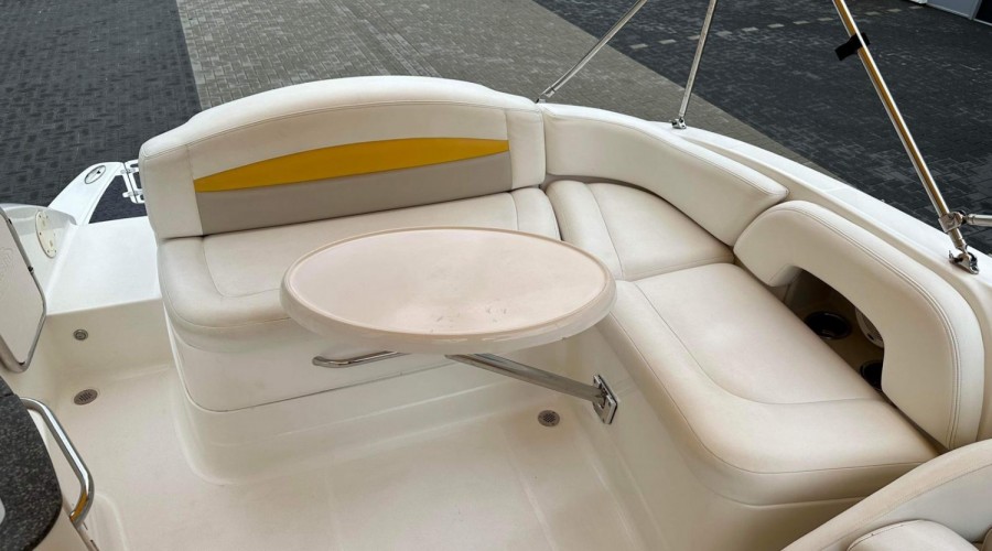 Chaparral 224 Sunesta