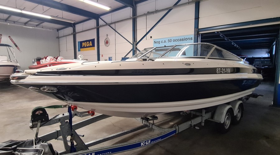 Larson LXi 228 Bowrider