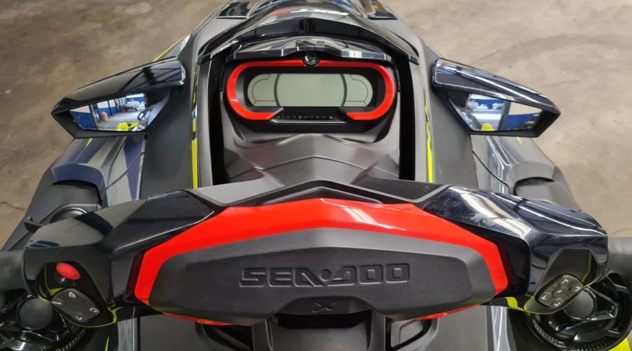 Sea Doo RXT-X 300RS