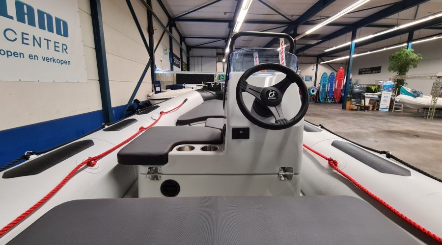 Nieuwe Zodiac Open 4.8 RIB