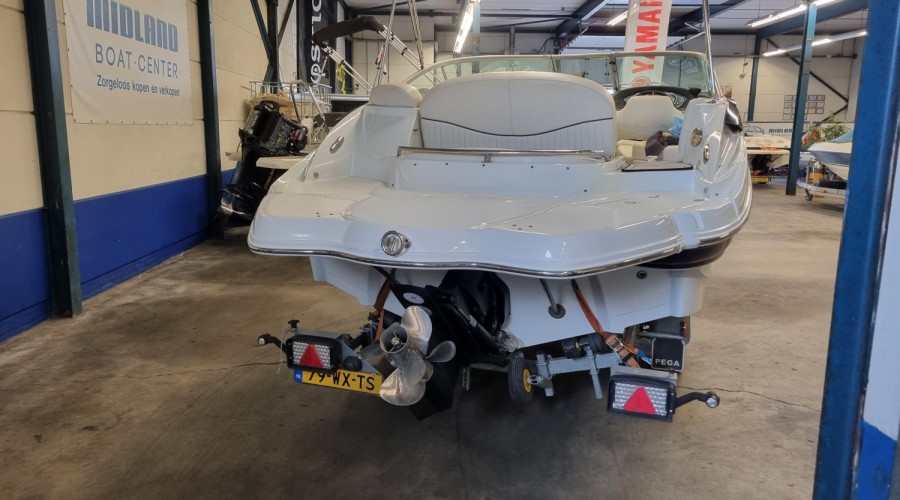 Schitterende Azure AZ 238 Bowrider 