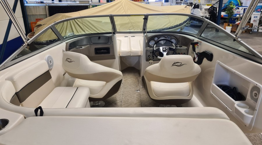 Rinker Captiva 192