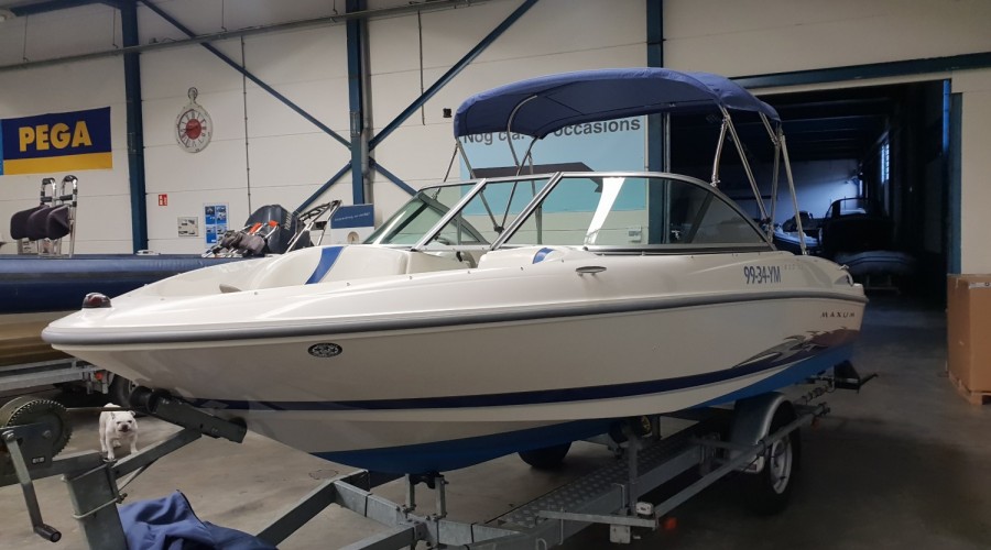 Maxum 1800 MX Bowrider