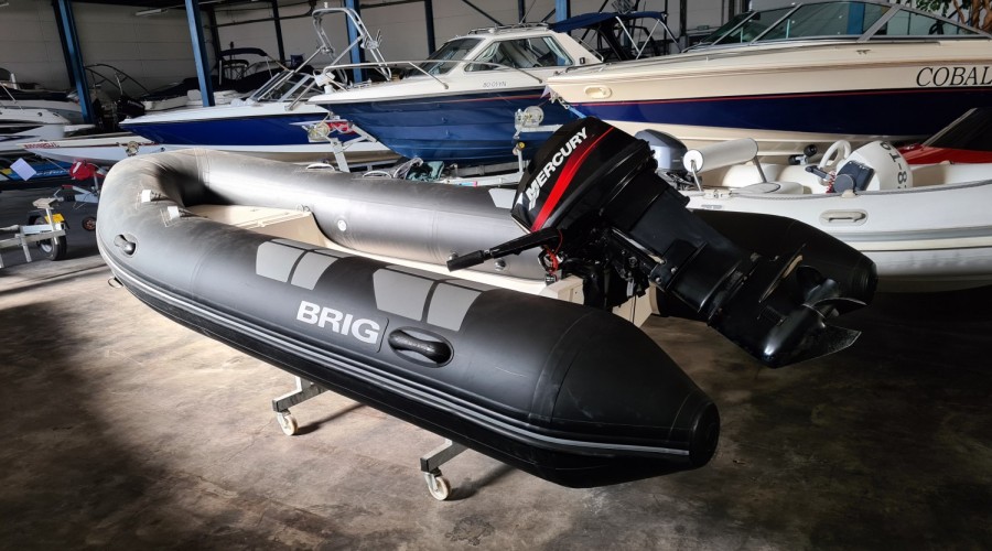 Nieuwe overjarige Brig Falcon 400 RIB