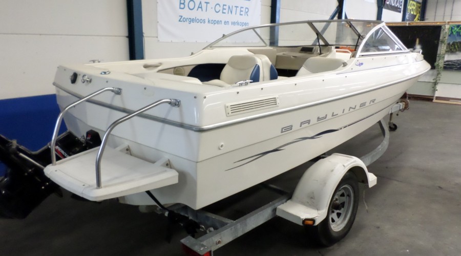 Bayliner 1950 Classic bowrider