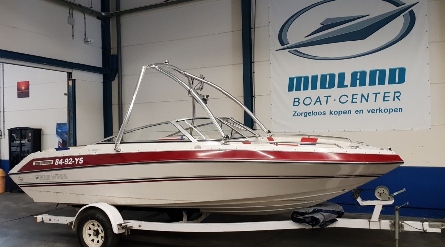 Hele nette Four Winns 190LS Bowrider